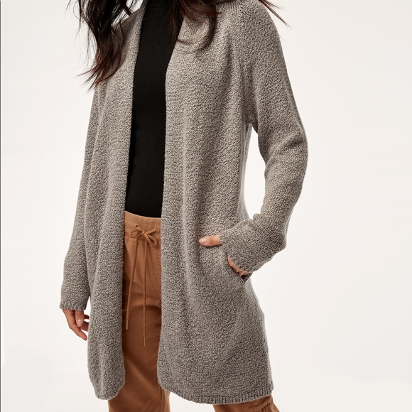 Ariztia- Community - Cardigan - Picture 1 of 3